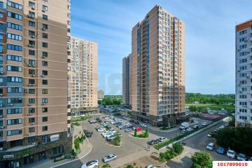 Фото №1: 1-комнатная квартира 49 м², 7/26 эт. - Краснодар, мкр. Гидростроителей,