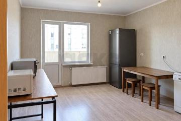 Фото №1: 2-комнатная квартира 64&nbsp;м², 3/18&nbsp;эт. - Краснодар, мкр. Сосновый Бор, ул. имени Виктора Нарыкова, 6к1
