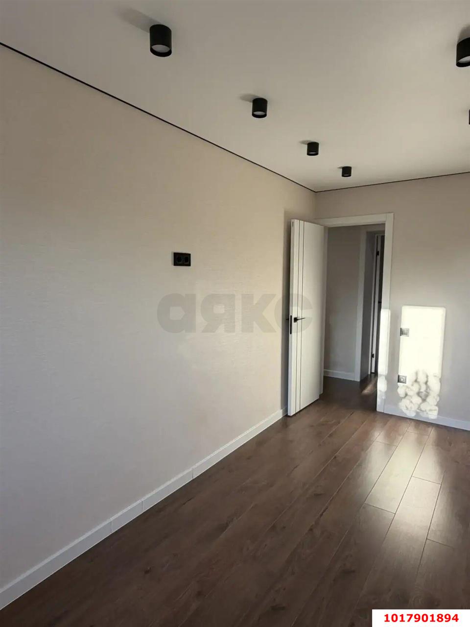 Фото №7: 3-комнатная квартира 60&nbsp;м², 3/5&nbsp;эт. - Краснодар, Центральный внутригородской округ, мкр. Завод Измерительных Приборов, ул. Курчатова, 10