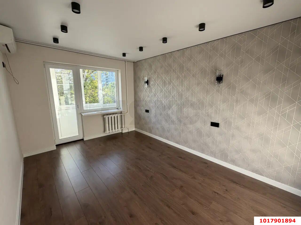 Фото №8: 3-комнатная квартира 60&nbsp;м², 3/5&nbsp;эт. - Краснодар, Центральный внутригородской округ, мкр. Завод Измерительных Приборов, ул. Курчатова, 10