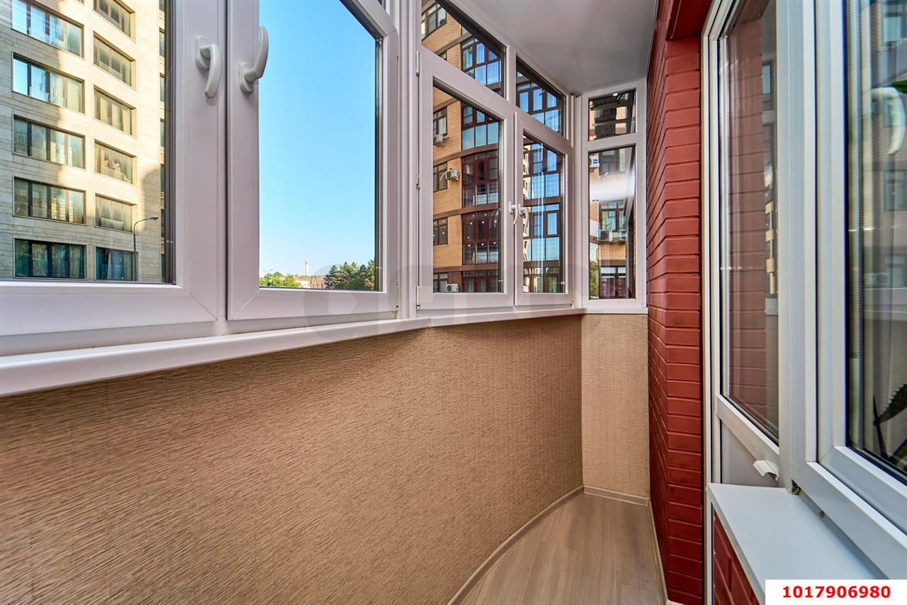 Фото №10: 2-комнатная квартира 84&nbsp;м², 2/19&nbsp;эт. - Краснодар, Западный внутригородской округ, мкр. Горгаз, ул. Николая Кондратенко, 6к1