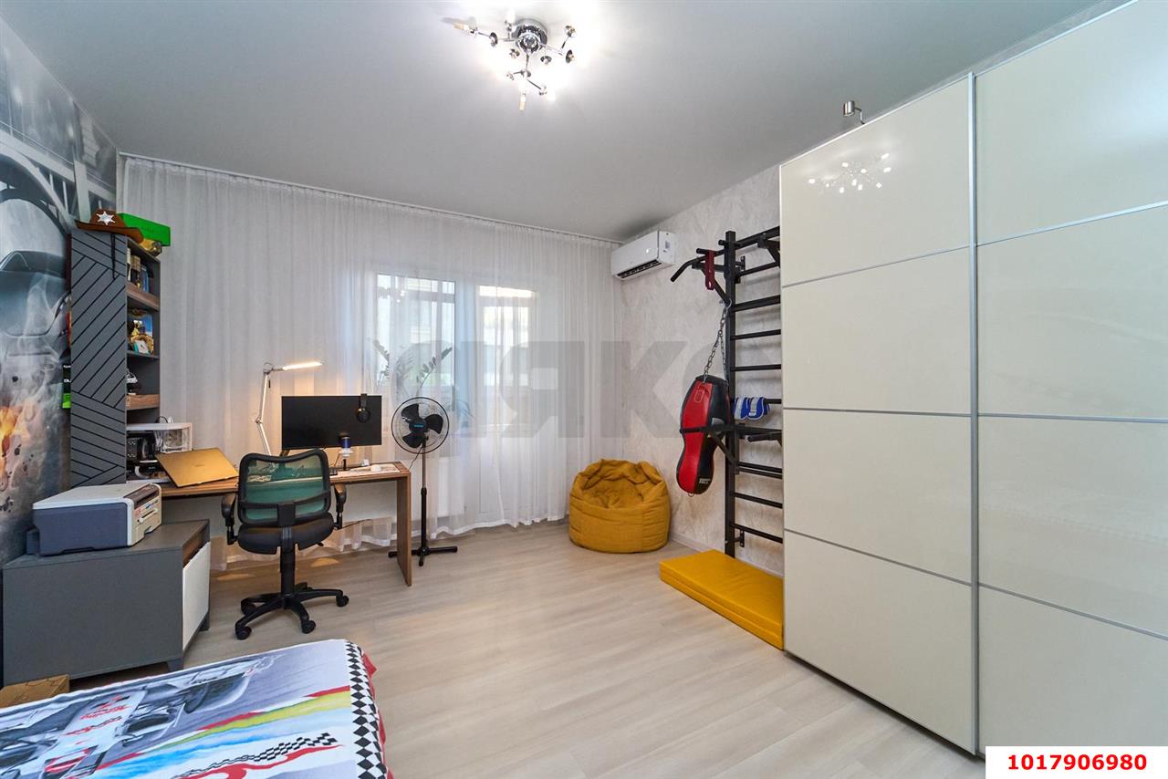 Фото №7: 2-комнатная квартира 84&nbsp;м², 2/19&nbsp;эт. - Краснодар, Западный внутригородской округ, мкр. Горгаз, ул. Николая Кондратенко, 6к1