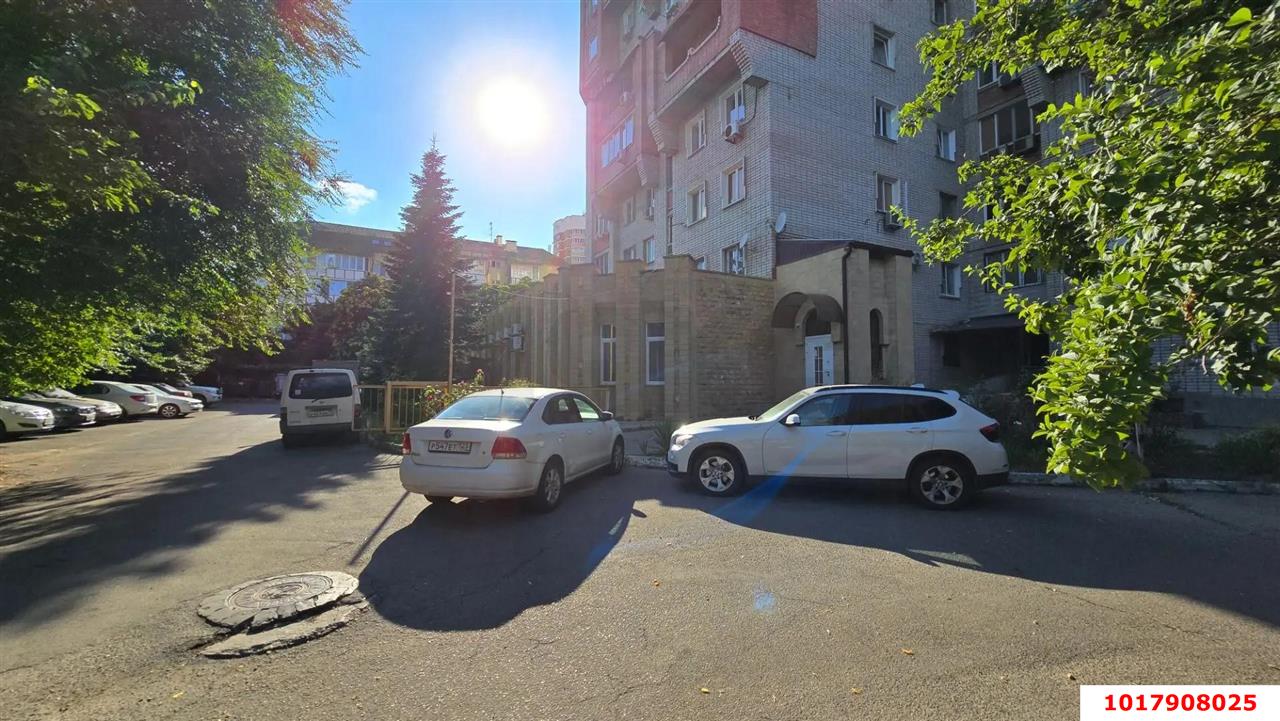 Фото №4: Торговое помещение 63&nbsp;м², 1/14&nbsp;эт. - Краснодар, Карасунский внутригородской округ, мкр. Комсомольский, ул. Сормовская, 181