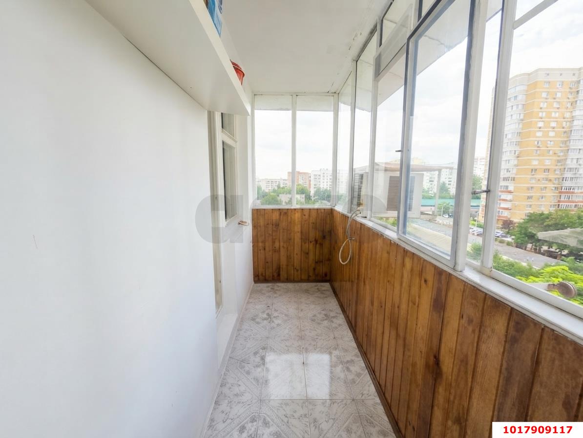 Фото №12: 2-комнатная квартира 90&nbsp;м², 7/10&nbsp;эт. - Краснодар, Западный внутригородской округ, мкр. Юбилейный, пр-кт Чекистов, 28