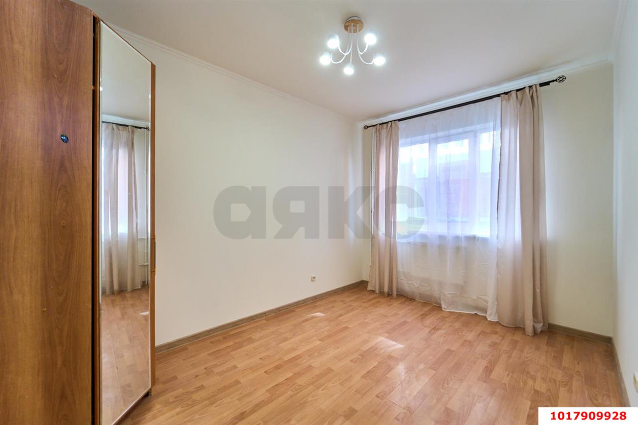 Фото №5: 1-комнатная квартира 39&nbsp;м², 2/4&nbsp;эт. - Краснодар, Прикубанский внутригородской округ, мкр. Краевая Клиническая Больница, ул. Домбайская, 2/1