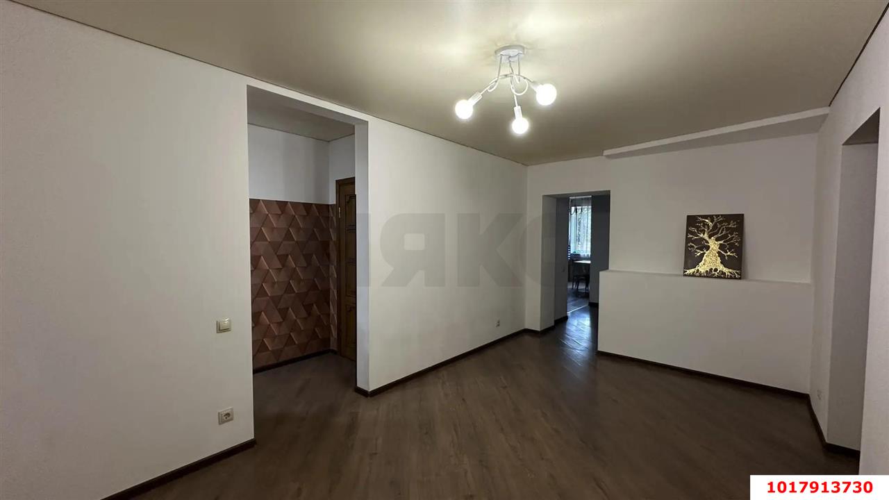 Фото №8: 4-комнатная квартира 92&nbsp;м², 1/5&nbsp;эт. - Яблоновский, ул. Железнодорожная, 5
