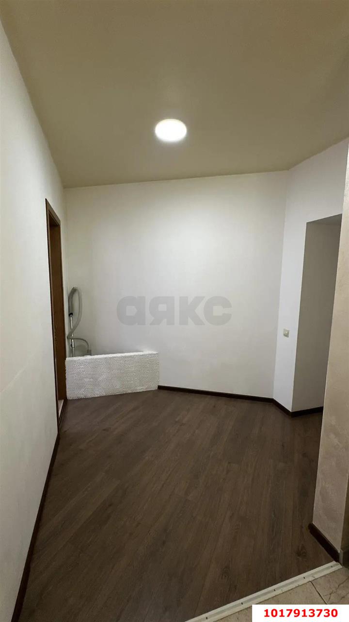 Фото №11: 4-комнатная квартира 92&nbsp;м², 1/5&nbsp;эт. - Яблоновский, ул. Железнодорожная, 5
