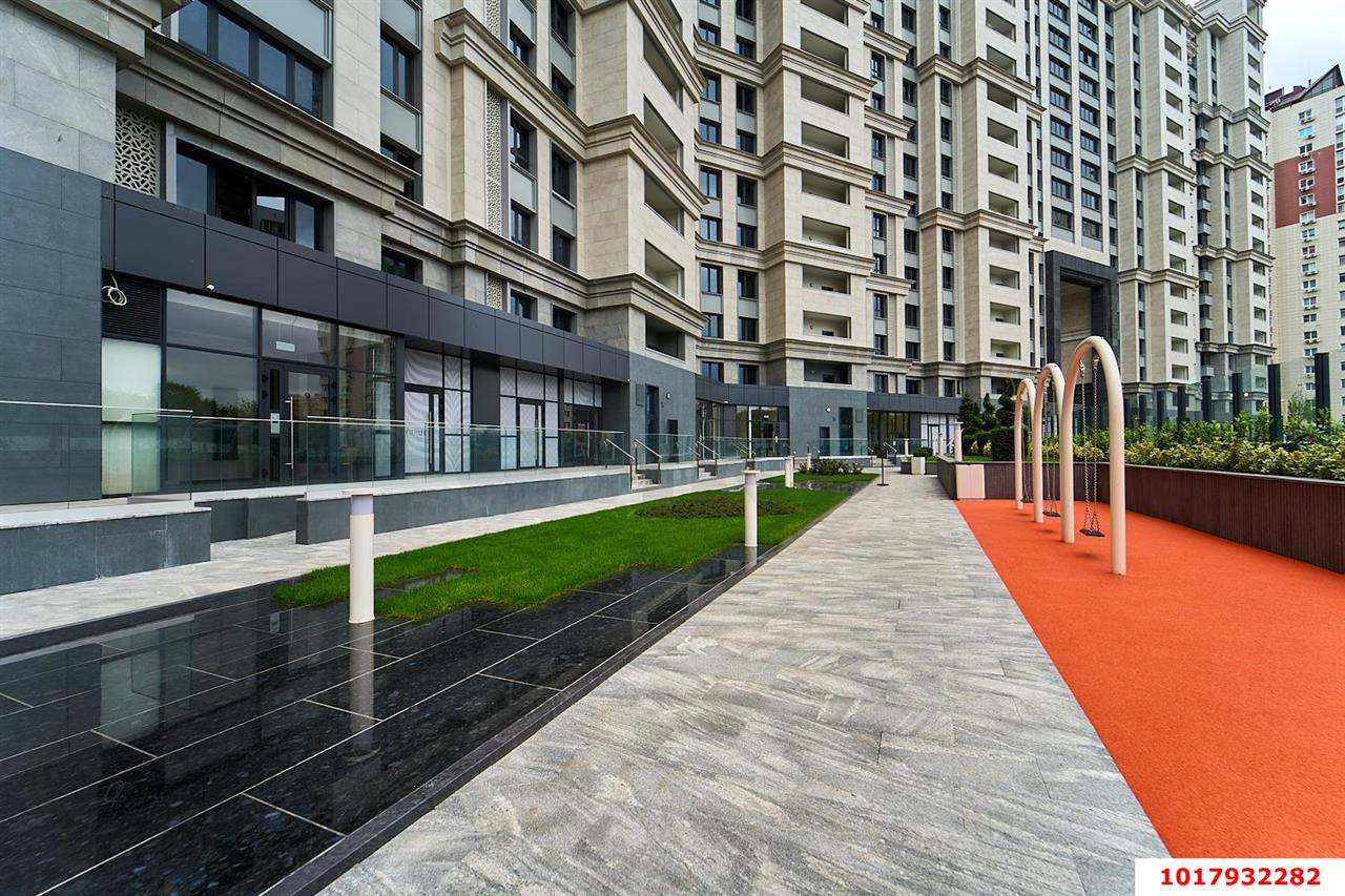 Фото №6: 2-комнатная квартира 70&nbsp;м², 13/25&nbsp;эт. - Краснодар, Прикубанский внутригородской округ, Круглик, жилой комплекс Сердце, мкр. Школьный, ул. Школьная, 1