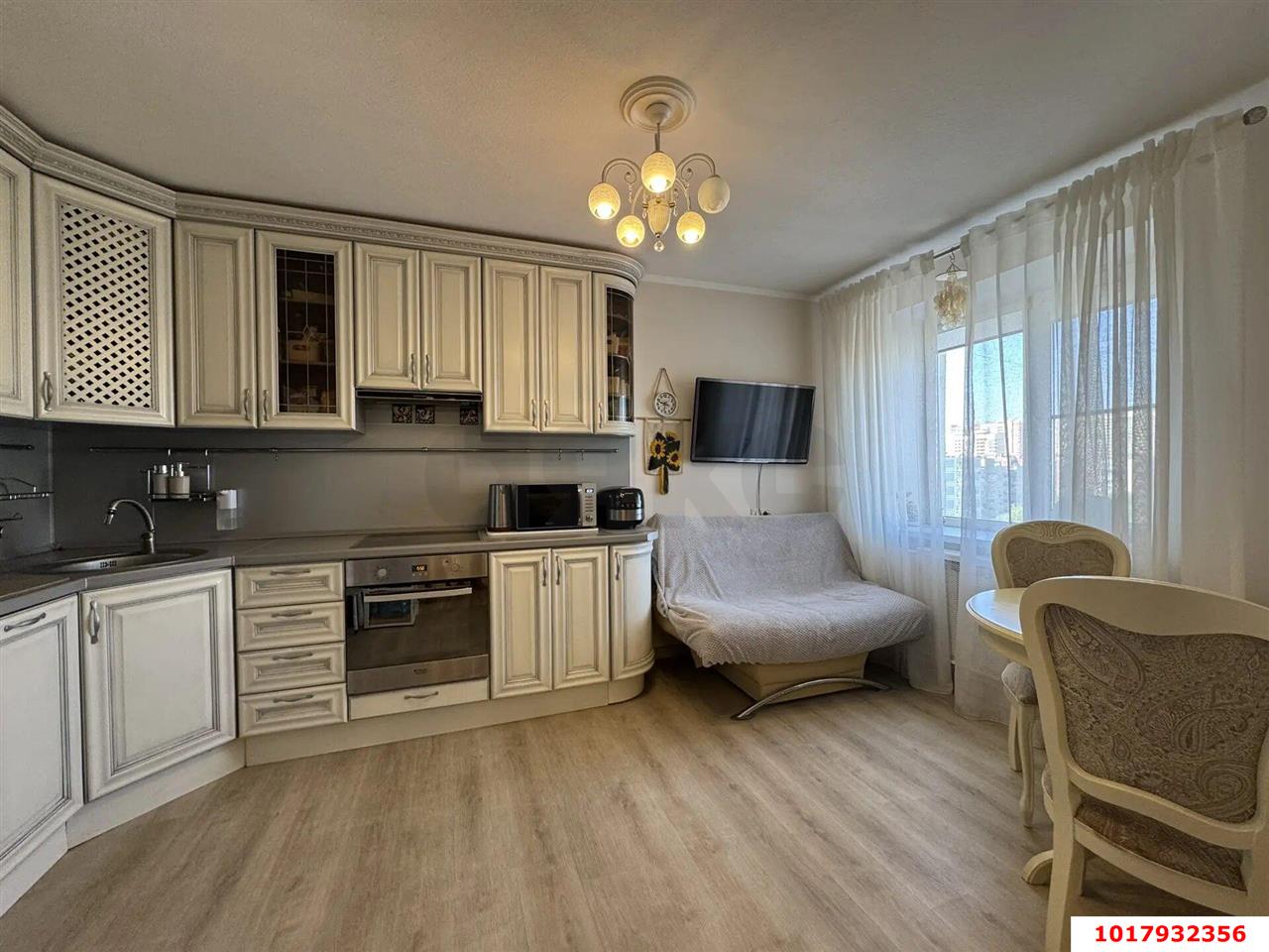Фото №4: 3-комнатная квартира 110&nbsp;м², 9/10&nbsp;эт. - Краснодар, Прикубанский внутригородской округ, мкр. Краевая Клиническая Больница, ул. 1 Мая, 186