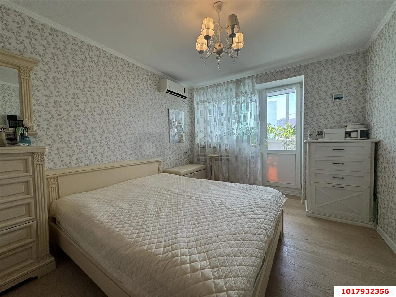 Фото №10: 3-комнатная квартира 110&nbsp;м², 9/10&nbsp;эт. - Краснодар, Прикубанский внутригородской округ, мкр. Краевая Клиническая Больница, ул. 1 Мая, 186