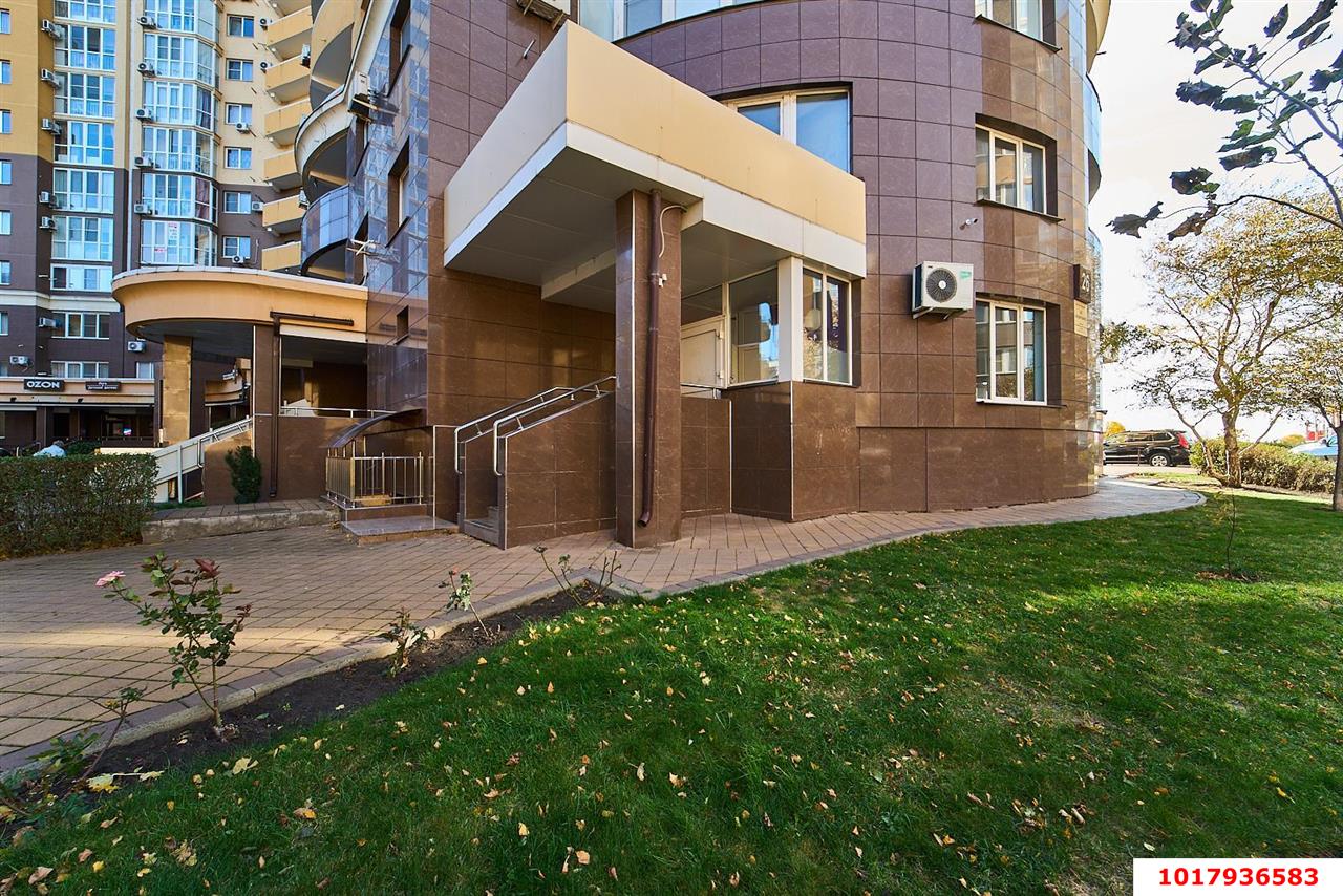 Фото №6: Торговое помещение 90&nbsp;м², 1/24&nbsp;эт. - Краснодар, Кожзавод, ЖК Европейский, мкр. Западный внутригородской округ, ул. Кожевенная, 26