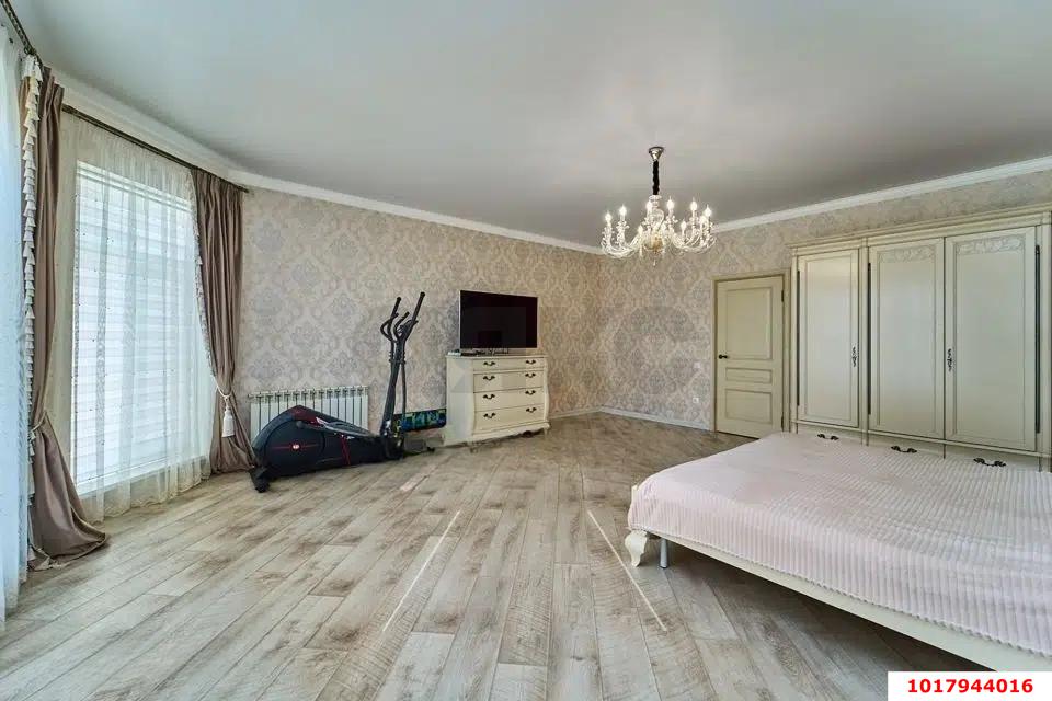 Фото №11: Дом 150&nbsp;м² + 4&nbsp;сот., 2&nbsp;эт. - Краснодар, Прикубанский внутригородской округ, мкр. Парковый, пр-д 1-й Звенигородский, 6