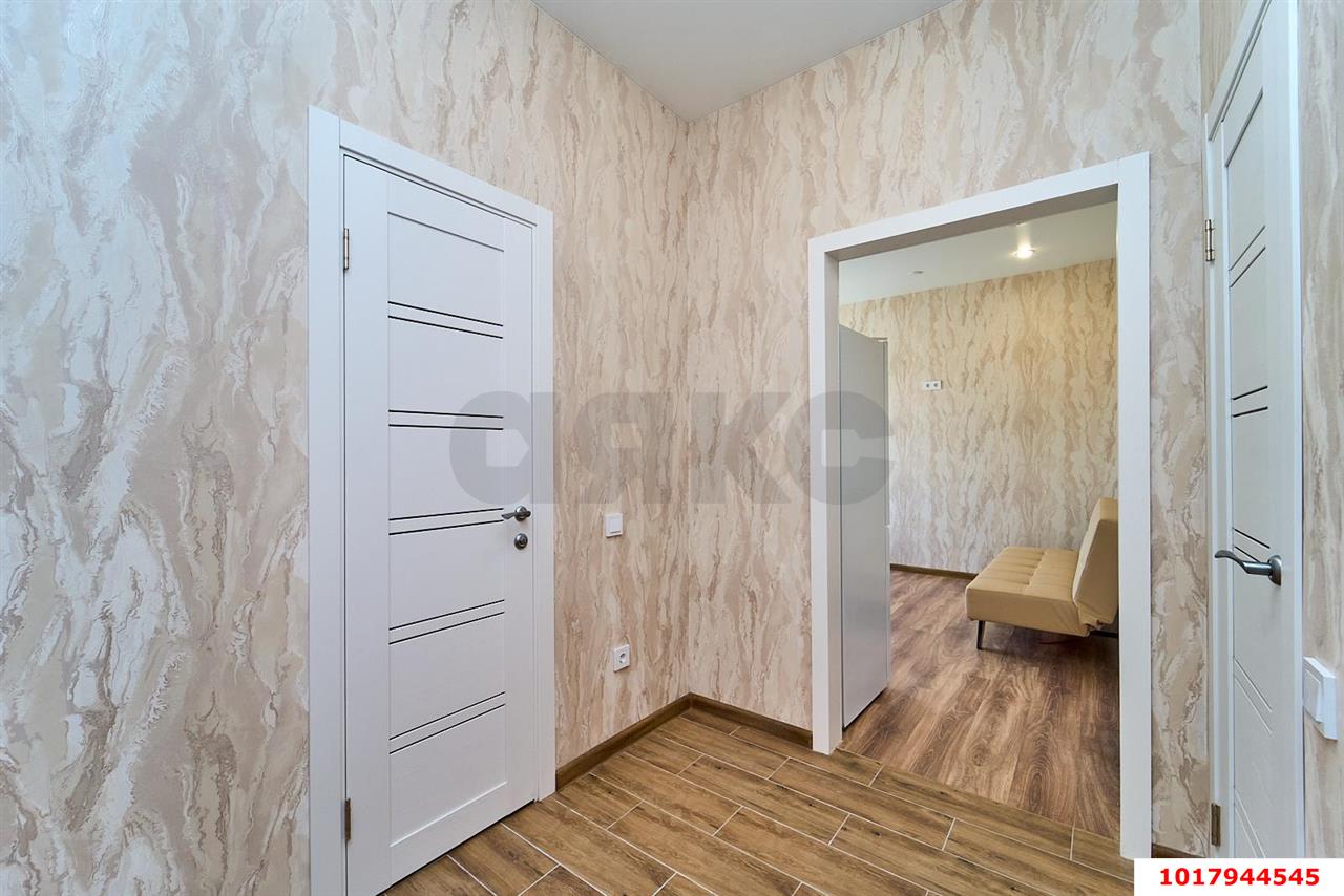 Фото №11: 2-комнатная квартира 30&nbsp;м², 20/22&nbsp;эт. - Краснодар, Прикубанский внутригородской округ, мкр. ЖК Красная Площадь, ул. Конгрессная, 19/3