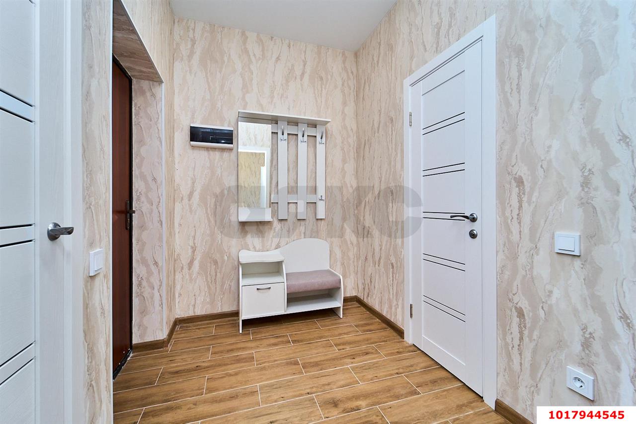 Фото №7: 2-комнатная квартира 30&nbsp;м², 20/22&nbsp;эт. - Краснодар, Прикубанский внутригородской округ, мкр. ЖК Красная Площадь, ул. Конгрессная, 19/3