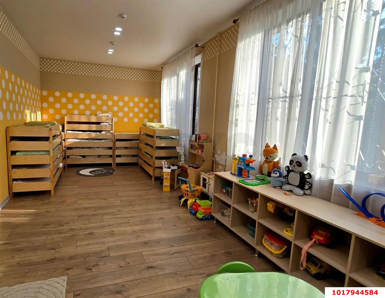 Фото №14: Дом 352&nbsp;м² + 14.53&nbsp;сот., 3&nbsp;эт. - Краснодар, Прикубанский внутригородской округ, Отделение № 1 совхоза Солнечный, мкр. Фестивальный, ул. Новицкого, 2
