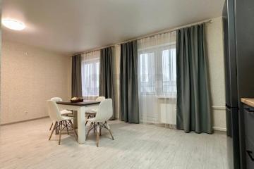 Фото №1: 3-комнатная квартира 81 м², 14/16 эт. - Краснодар, мкр. жилой комплекс Квартал № 6, ул. имени Героя Советского Союза Якова Кобзаря, 1