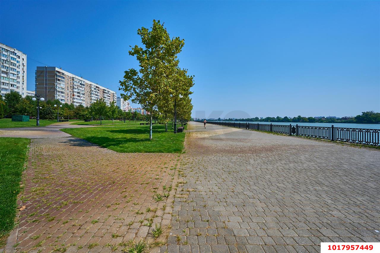 Фото №29: 2-комнатная квартира 91&nbsp;м², 18/22&nbsp;эт. - Краснодар, Западный внутригородской округ, мкр. Юбилейный, ул. Рождественская набережная, 2