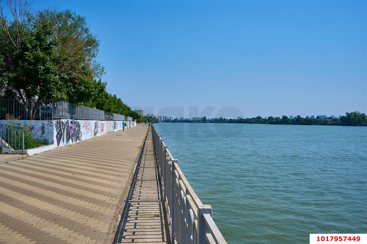 Фото №24: 2-комнатная квартира 91&nbsp;м², 18/22&nbsp;эт. - Краснодар, Западный внутригородской округ, мкр. Юбилейный, ул. Рождественская набережная, 2