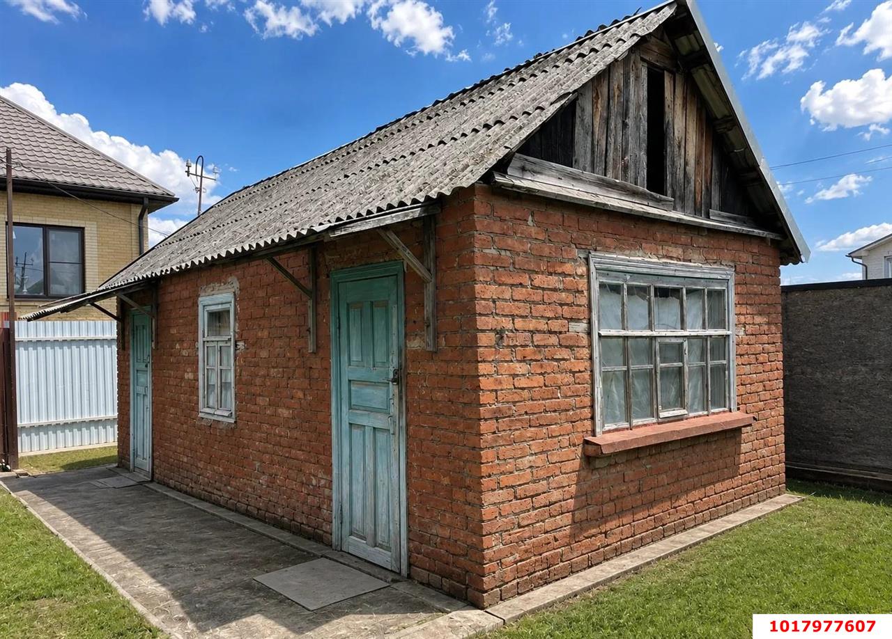 Фото №5: Дом 240&nbsp;м² + 6&nbsp;сот., 2&nbsp;эт. - Краснодар, Прикубанский внутригородской округ, мкр. СНТ Медик, ул. Сиреневая, 17