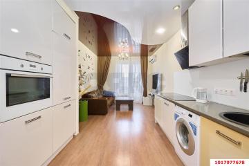 Фото №1: 1-комнатная квартира 50 м², 15/15 эт. - Краснодар, ж/м Пашковский, ул. Леонида Лаврова, 8к1ск1