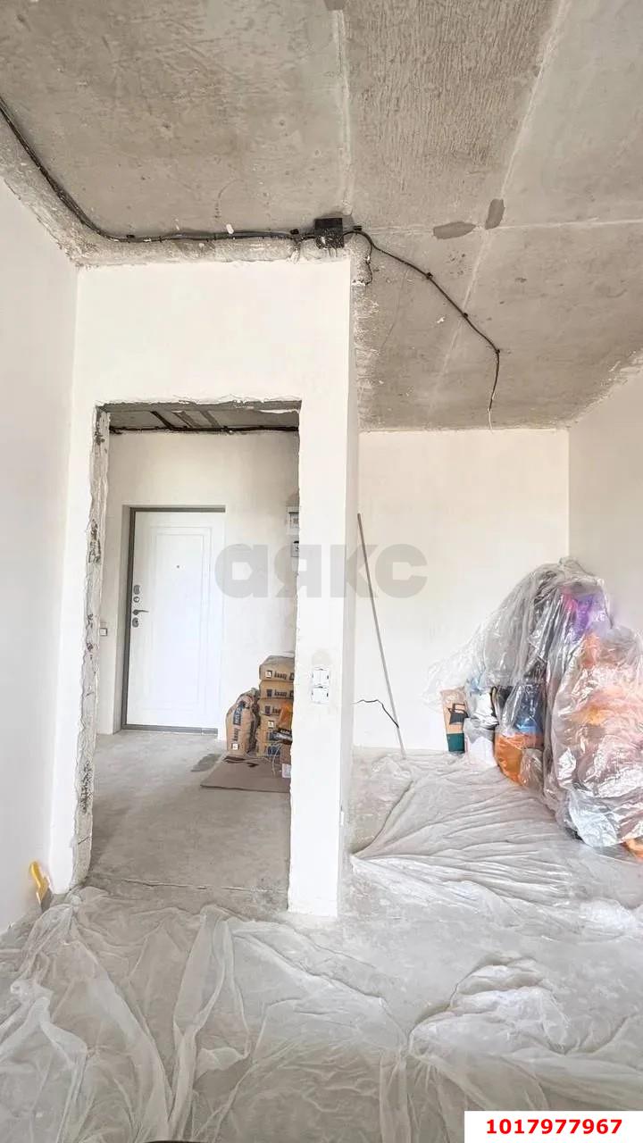 Фото №2: 1-комнатная квартира 39&nbsp;м², 4/9&nbsp;эт. - Краснодар, Прикубанский внутригородской округ, жилой комплекс Европа-Сити, мкр. жилой комплекс Европа Клубный Квартал 9, ул. Венецианская, 22