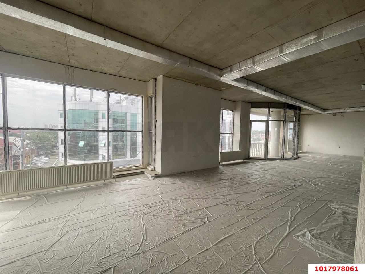 Фото №8: Отдельное здание 2180&nbsp;м², 1/5&nbsp;эт. - Краснодар, Прикубанский внутригородской округ, мкр. Славянский, ул. Красных Партизан, 295-297