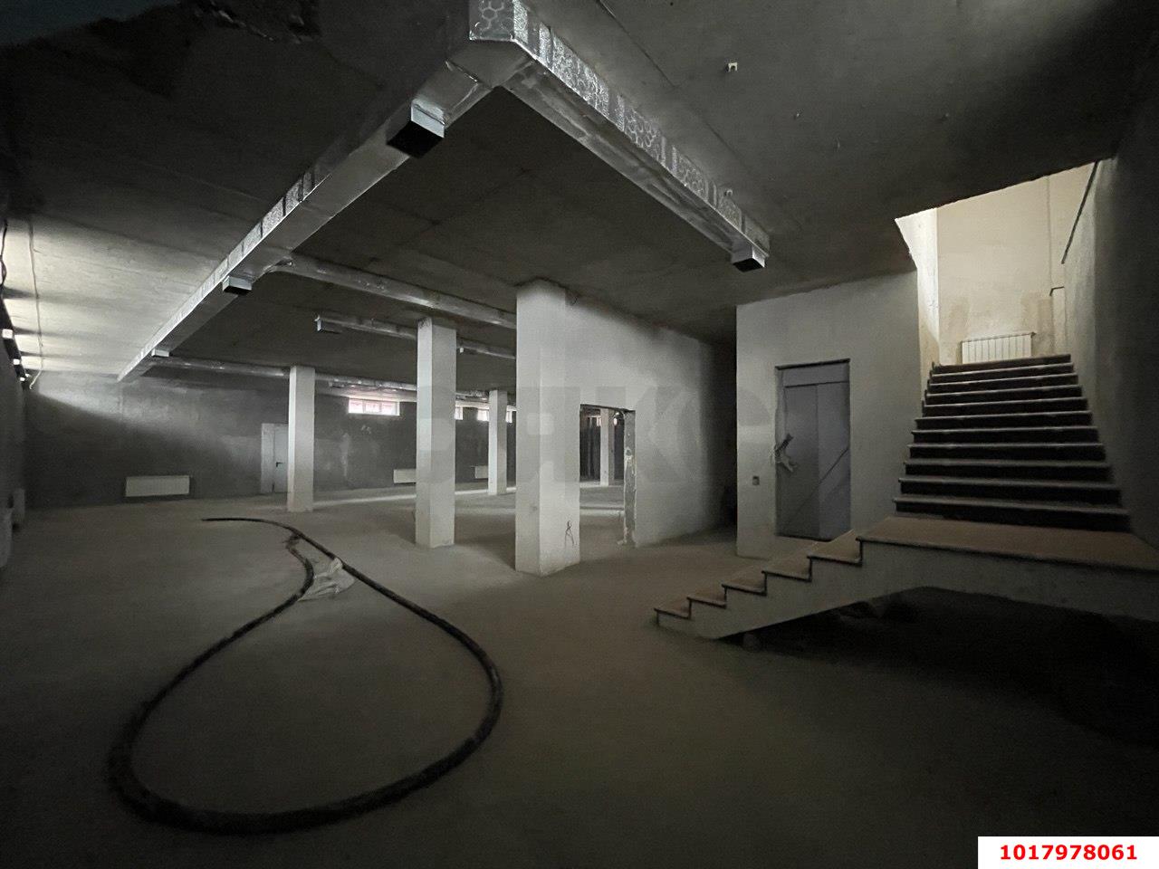 Фото №9: Отдельное здание 2180&nbsp;м², 1/5&nbsp;эт. - Краснодар, Прикубанский внутригородской округ, мкр. Славянский, ул. Красных Партизан, 295-297