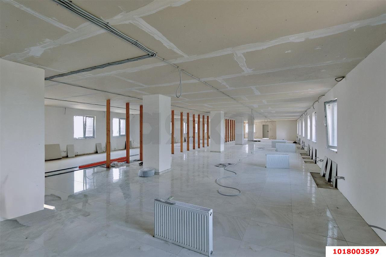 Фото №16: Офисное помещение 300&nbsp;м², 4/4&nbsp;эт. - Яблоновский, ул. Гагарина, 162