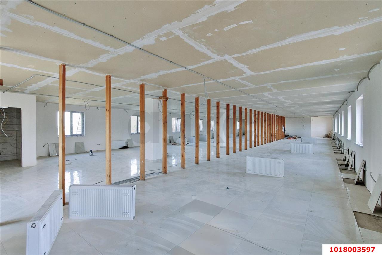 Фото №5: Офисное помещение 300&nbsp;м², 4/4&nbsp;эт. - Яблоновский, ул. Гагарина, 162