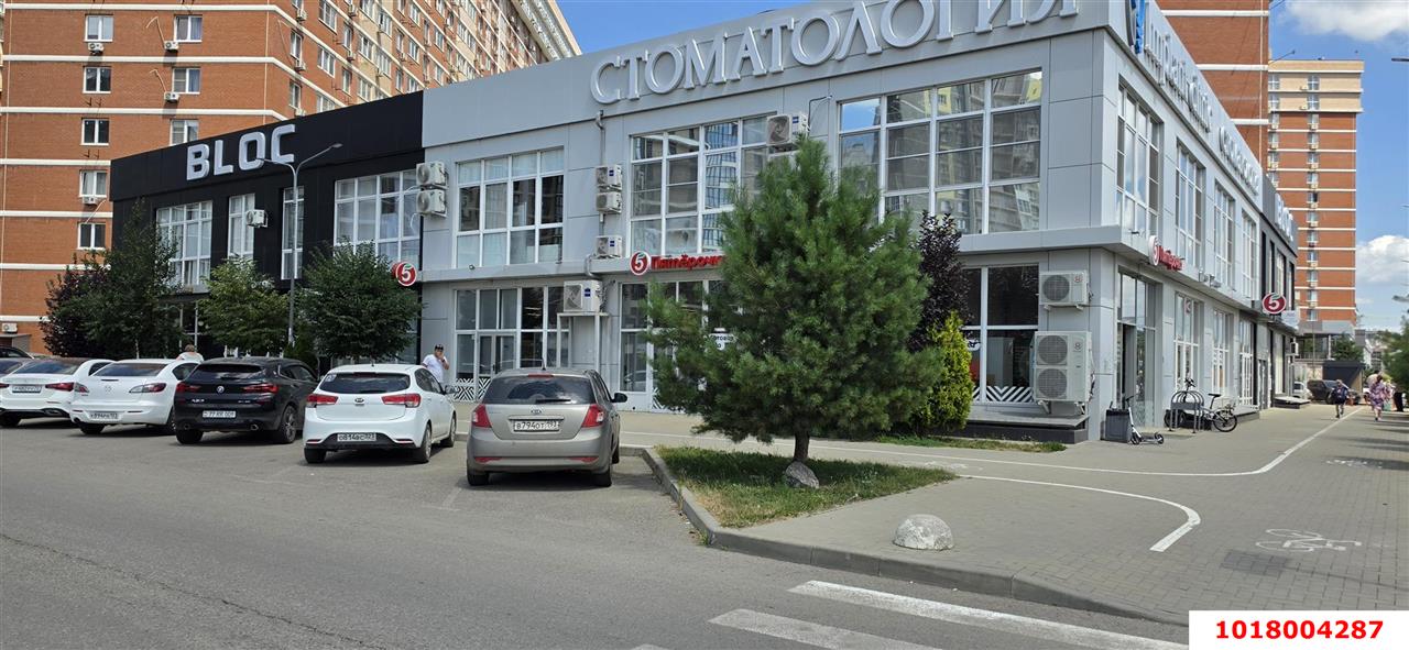 Фото №2: Торговое помещение 113&nbsp;м², 1/2&nbsp;эт. - Краснодар, Прикубанский внутригородской округ, мкр. жилой комплекс Самолёт, ул. Западный Обход, 39/2с4