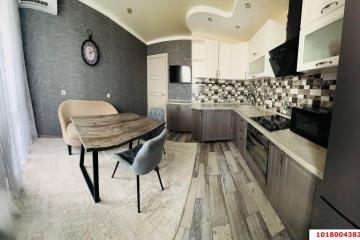 Фото №1: 2-комнатная квартира 60&nbsp;м², 15/16&nbsp;эт. - Краснодар, мкр. Московский, ул. имени Николая Семеновича Котлярова, 21