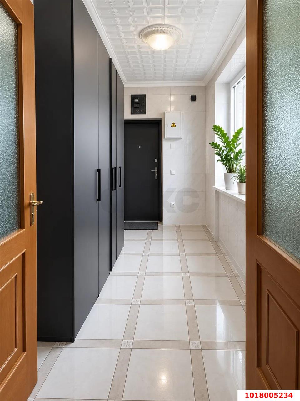 Фото №6: 4-комнатная квартира 71&nbsp;м², 2/2&nbsp;эт. - Краснодар, Западный внутригородской округ, мкр. Центральный, ул. Ленина, 24