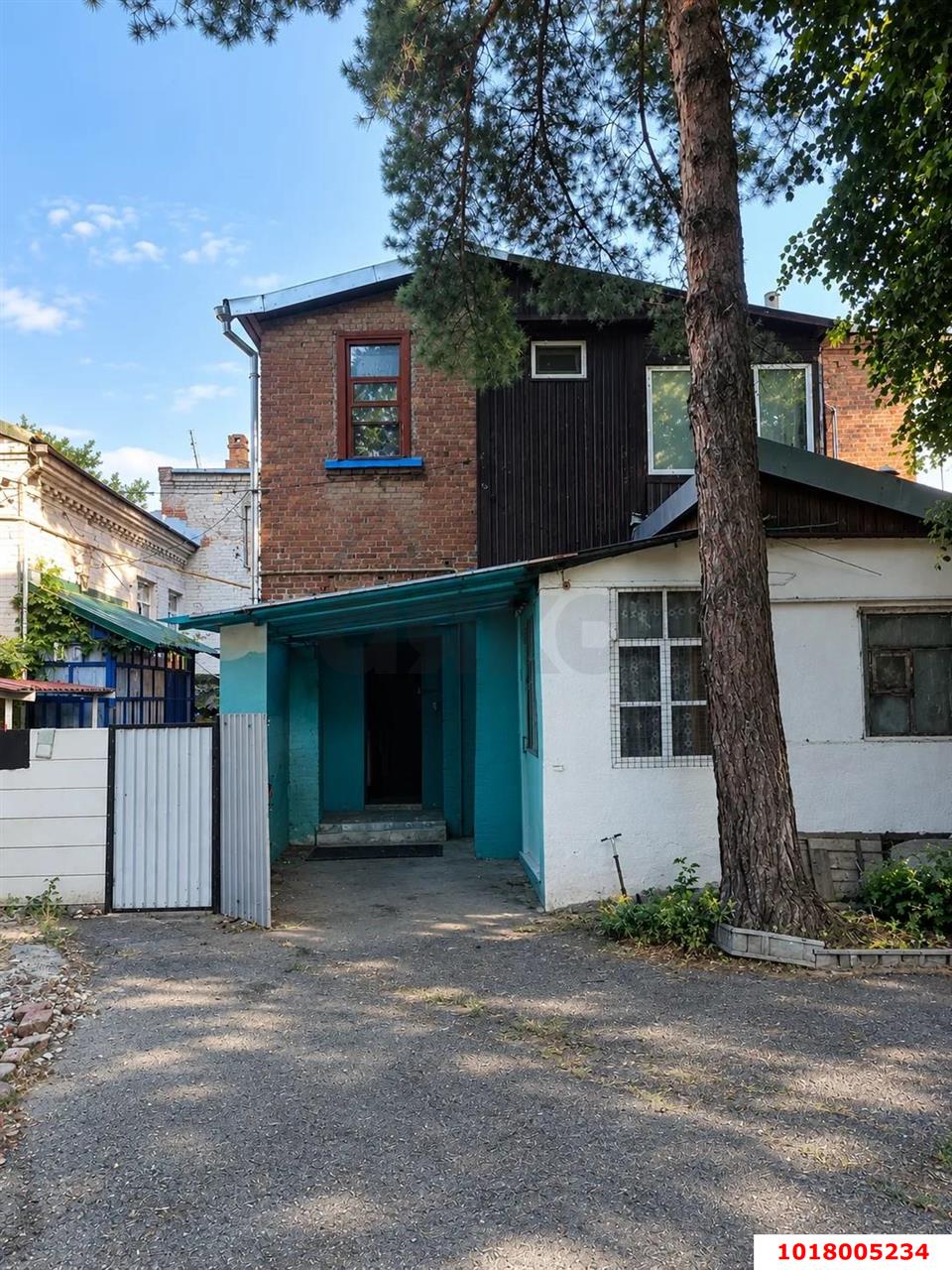 Фото №9: 4-комнатная квартира 71&nbsp;м², 2/2&nbsp;эт. - Краснодар, Западный внутригородской округ, мкр. Центральный, ул. Ленина, 24