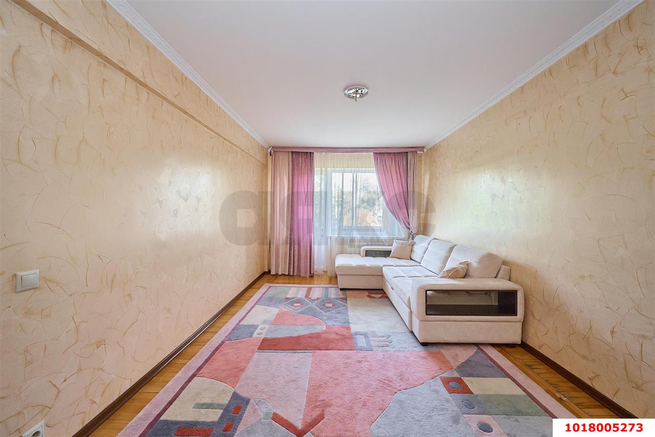 Фото №4: 3-комнатная квартира 62&nbsp;м², 5/5&nbsp;эт. - Краснодар, Прикубанский внутригородской округ, мкр. Фестивальный, ул. Гагарина, 79