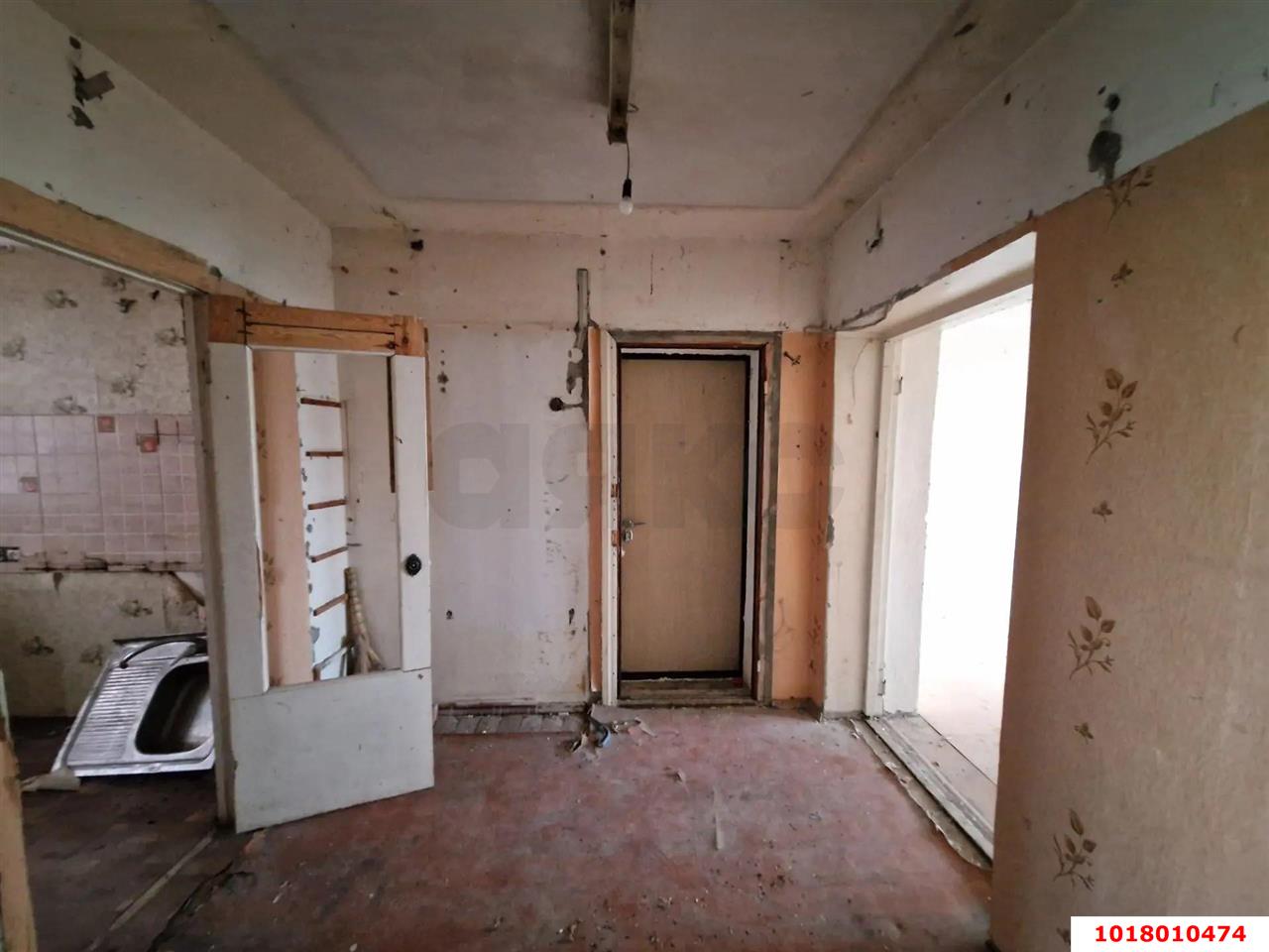 Фото №9: 3-комнатная квартира 60&nbsp;м², 5/5&nbsp;эт. - Краснодар, Прикубанский внутригородской округ, мкр. Славянский, ул. Азовская, 3