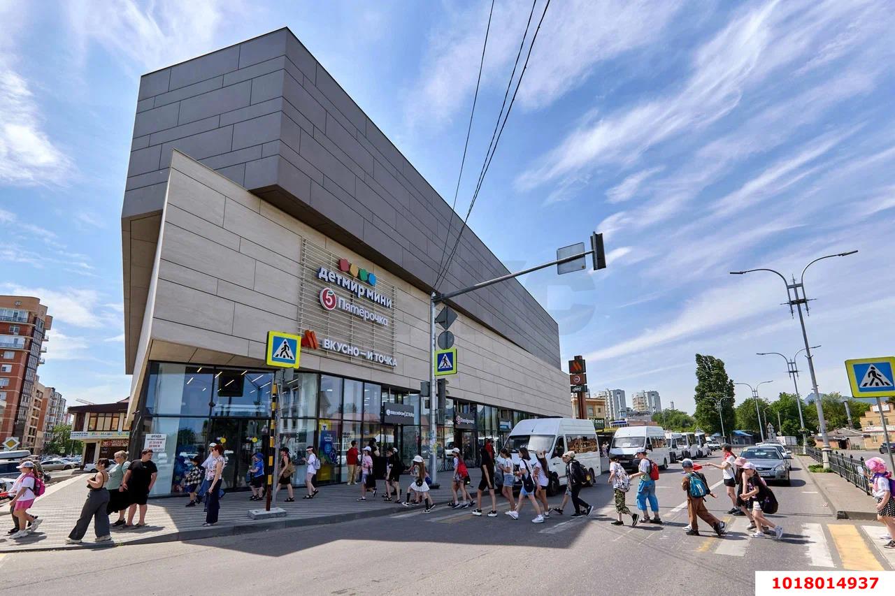 Фото №2: Торговое помещение 47&nbsp;м², 1/3&nbsp;эт. - Пятигорск, мкр. Центр, пр-кт Калинина, 104