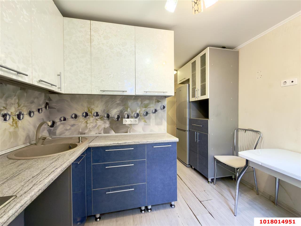 Фото №2: 3-комнатная квартира 70&nbsp;м², 4/9&nbsp;эт. - Краснодар, Карасунский внутригородской округ, мкр. Комсомольский, ул. 30-й Иркутской Дивизии, 14