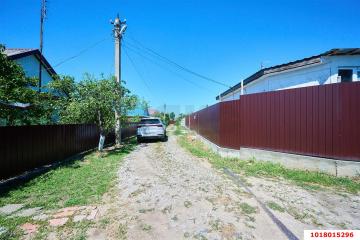 Фото №1: Дом 60 м² + 4 сот., 2 эт. - Черноморский, ул. Фурманова, 5
