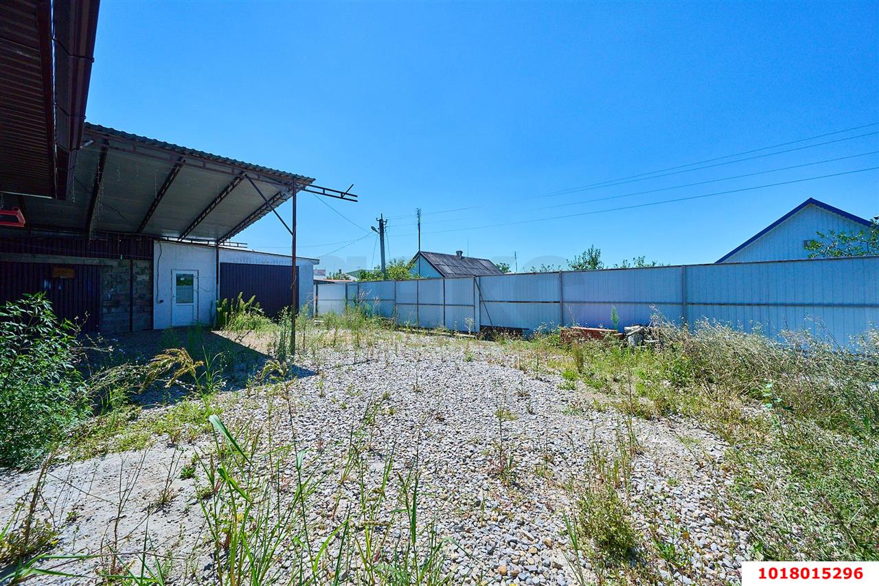 Фото №6: Дом 60&nbsp;м² + 4&nbsp;сот., 2&nbsp;эт. - Черноморский, ул. Фурманова, 5