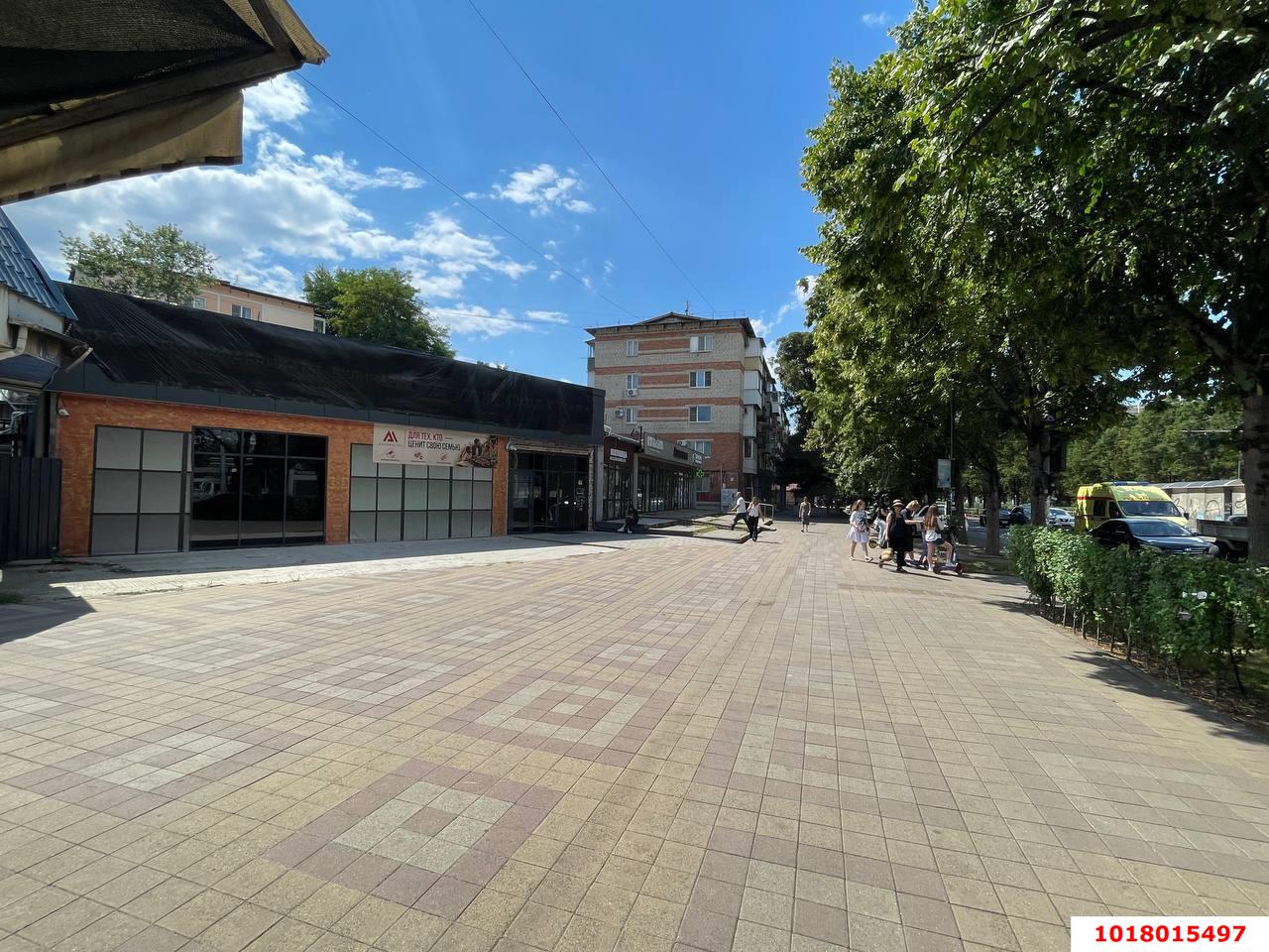 Фото №3: Отдельное здание 327&nbsp;м², 1/2&nbsp;эт. - Краснодар, Центральный внутригородской округ, мкр. Черёмушки, ул. Ставропольская, 252А