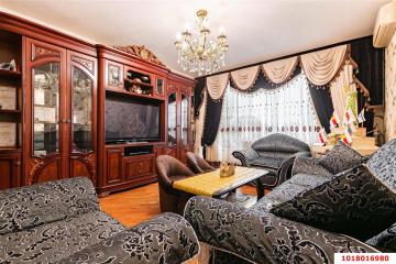 Фото №1: 3-комнатная квартира 90 м², 5/11 эт. - Краснодар, мкр. Фестивальный, ул. Воровского, 180
