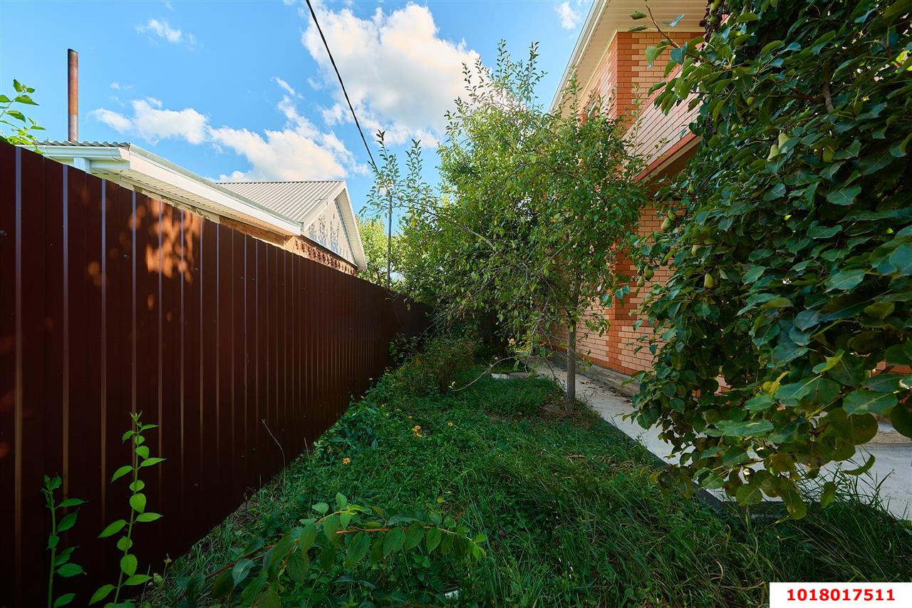 Фото №13: Дом 128&nbsp;м² + 4.23&nbsp;сот., 2&nbsp;эт. - Знаменский, Карасунский внутригородской округ, мкр. СНТ Краснодарсельмаш-1, ул. Грушевая
