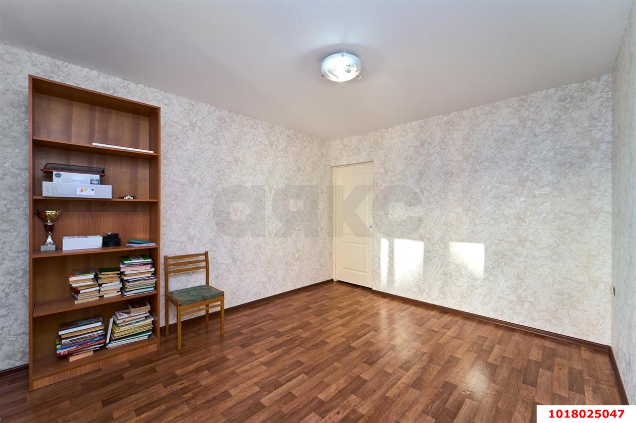 Фото №7: 2-комнатная квартира 71&nbsp;м², 9/23&nbsp;эт. - Краснодар, Прикубанский внутригородской округ, мкр. Восточно-Кругликовский, ул. Героев-Разведчиков, 21/2