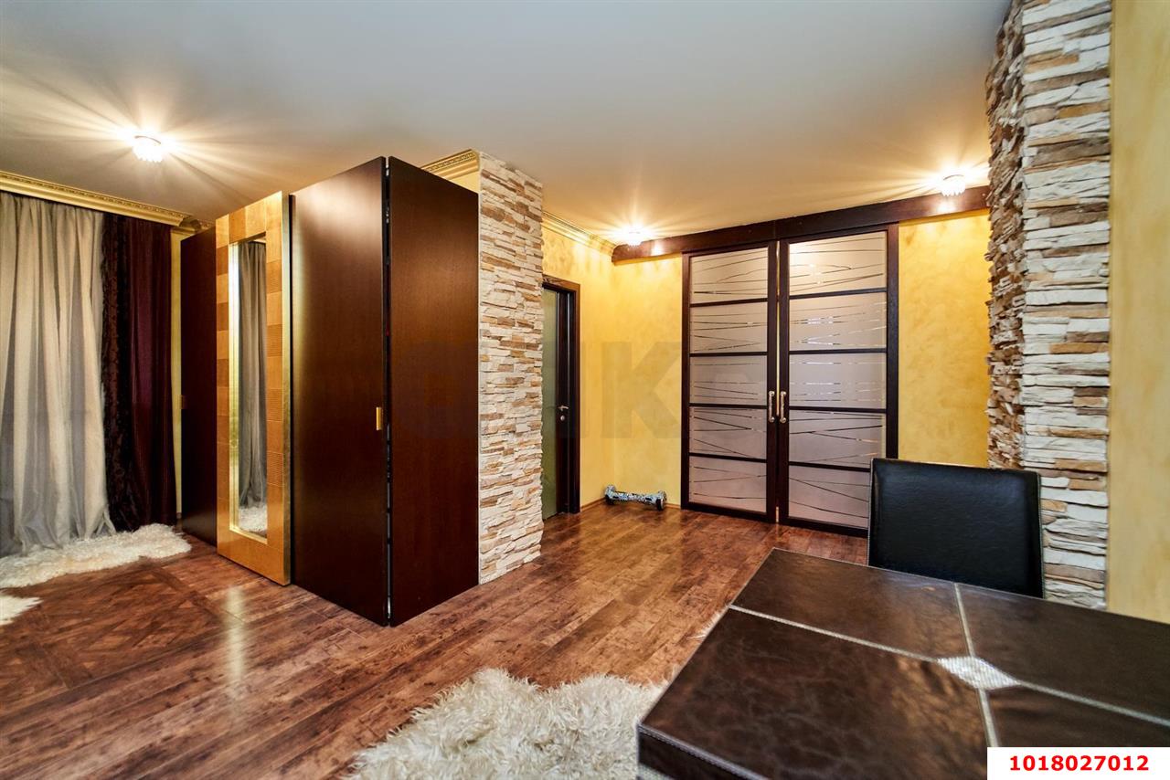 Фото №4: 5+-комнатная квартира 240&nbsp;м², 6/6&nbsp;эт. - Краснодар, мкр. Западный внутригородской округ, ул. Фёдора Лузана, 19