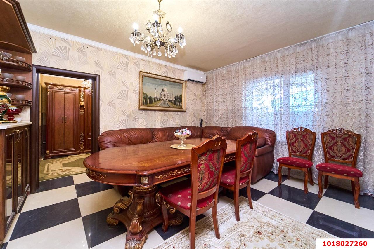 Фото №4: Дом 366&nbsp;м² + 8.02&nbsp;сот., 2&nbsp;эт. - Новая Адыгея, ул. Майкопская, 1