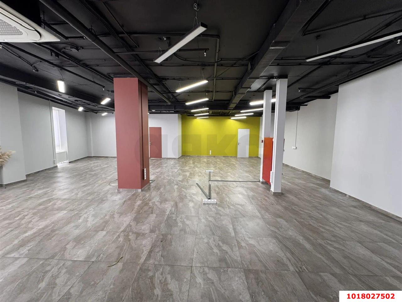 Фото №4: Офисное помещение 208&nbsp;м², 3/11&nbsp;эт. - Краснодар, Западный внутригородской округ, мкр. Фестивальный, ул. Монтажников, 1А