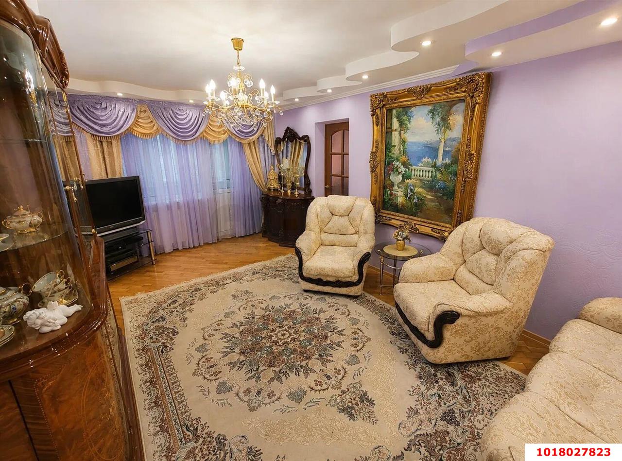 Фото №1: 4-комнатная квартира 85&nbsp;м², 2/9&nbsp;эт. - Краснодар, Прикубанский внутригородской округ, Круглик, мкр. Школьный, ул. Школьная, 17