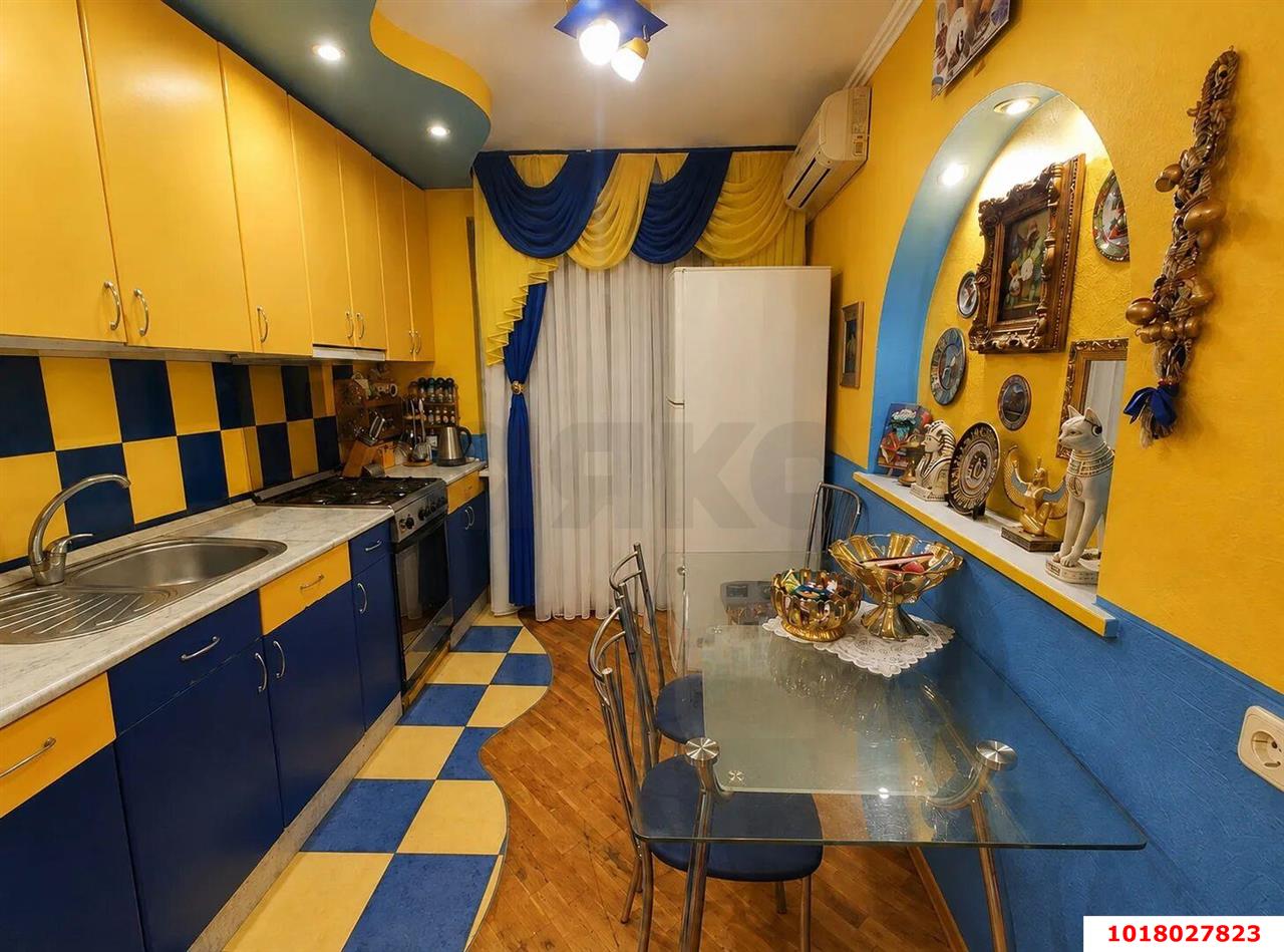 Фото №8: 4-комнатная квартира 85&nbsp;м², 2/9&nbsp;эт. - Краснодар, Прикубанский внутригородской округ, Круглик, мкр. Школьный, ул. Школьная, 17