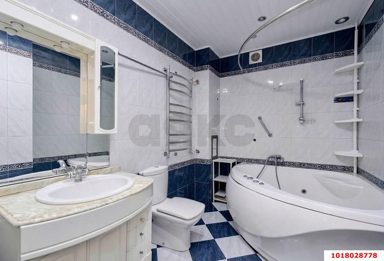 Фото №9: 3-комнатная квартира 121&nbsp;м², 2/6&nbsp;эт. - Краснодар, Прикубанский внутригородской округ, Школьный, Круглик, мкр. Табачная Фабрика, ул. Академика Пустовойта, 16