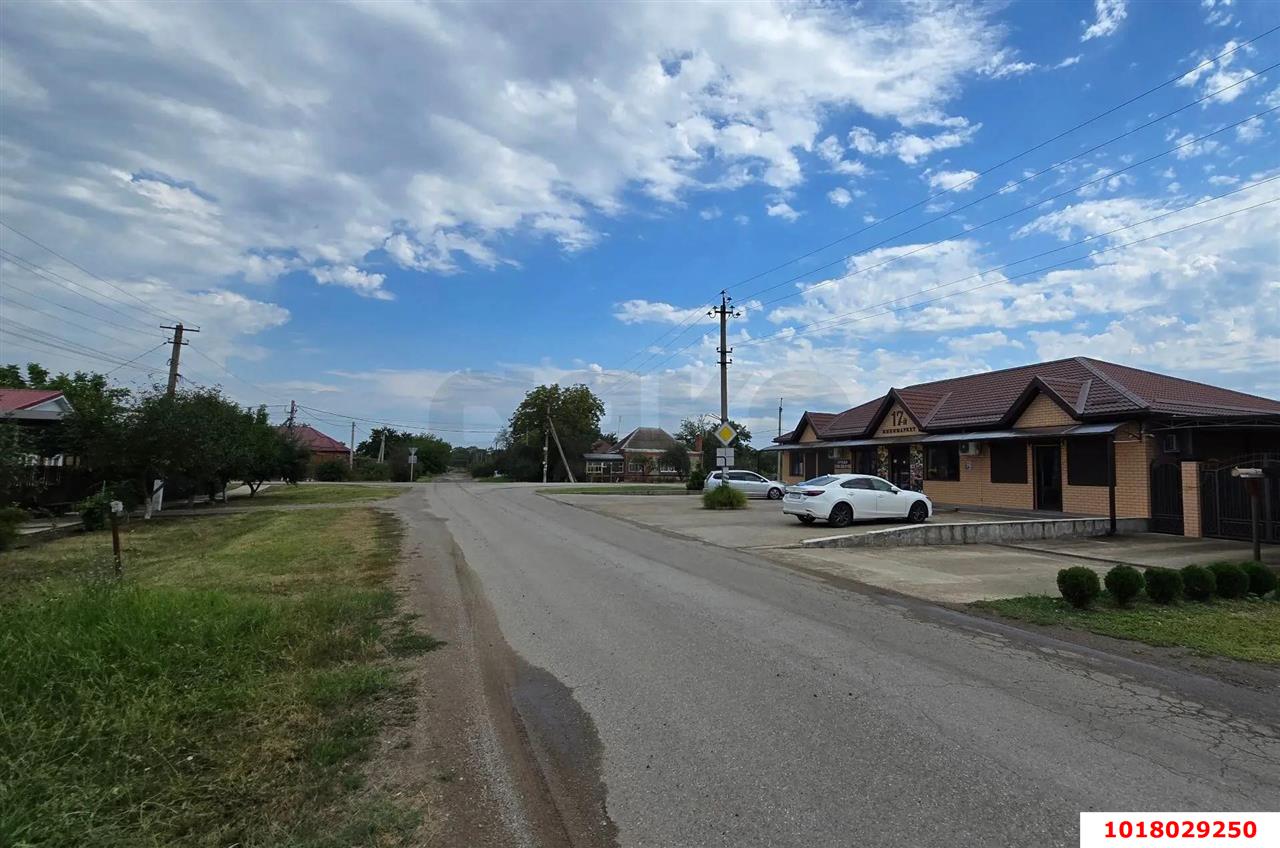 Фото №3: Торговое помещение 53&nbsp;м², 1/1&nbsp;эт. - Новомышастовская, ул. Октябрьская, 94А/1